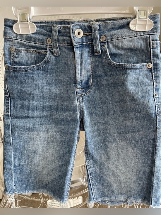 Levi's Other - Hudson Kids Denim Cutoff Shorts Size 5 Medium Wash Raw Hem Premium Designer